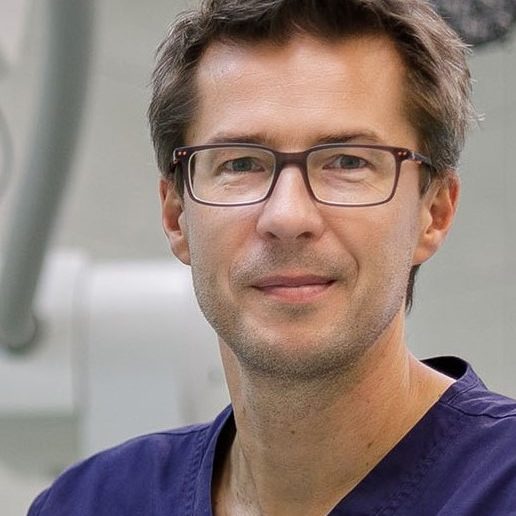 Dr hab. n. med. Wojciech Kukwa 